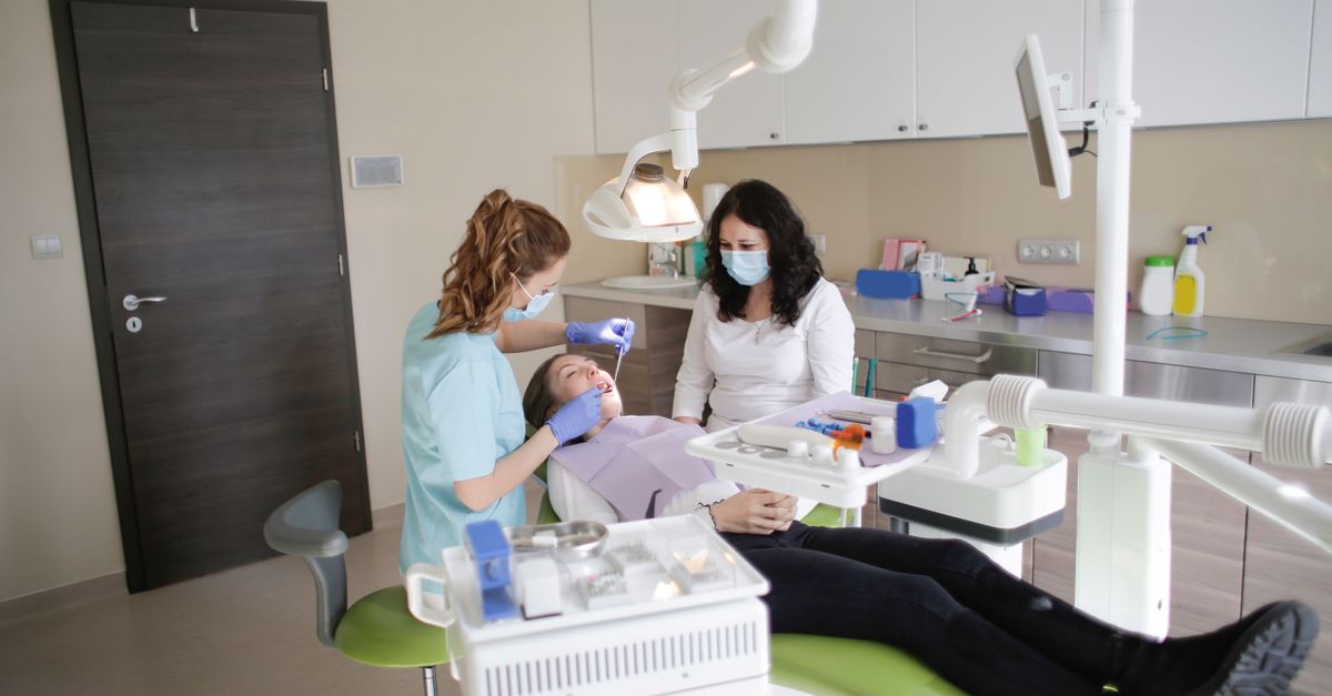 Dental practices at work