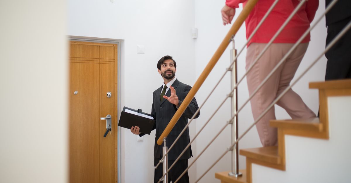 Real Estate Agents at work